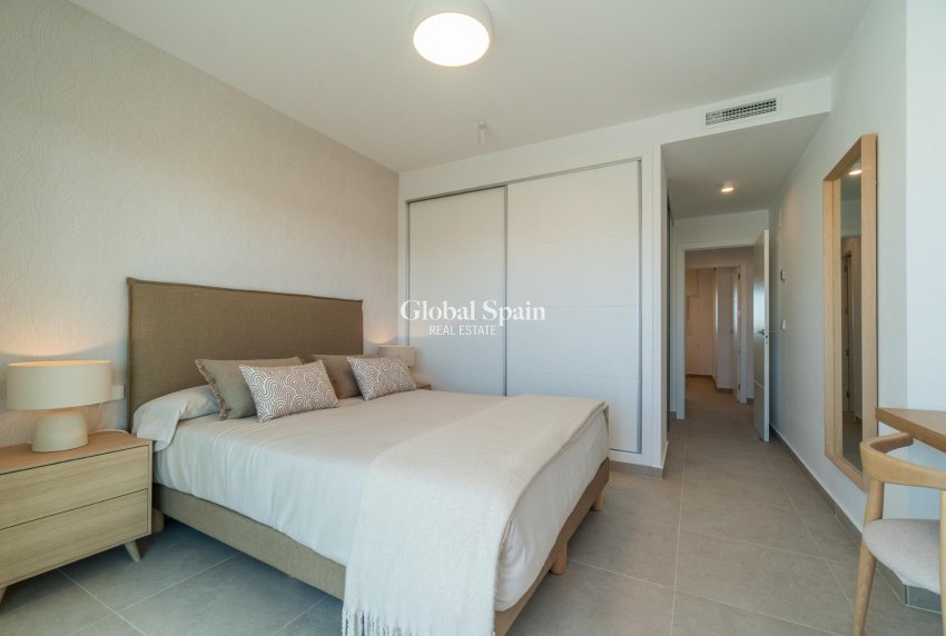 Nueva construcción  - APARTAMENTO -
ORIHUELA COSTA - Playa Flamenca