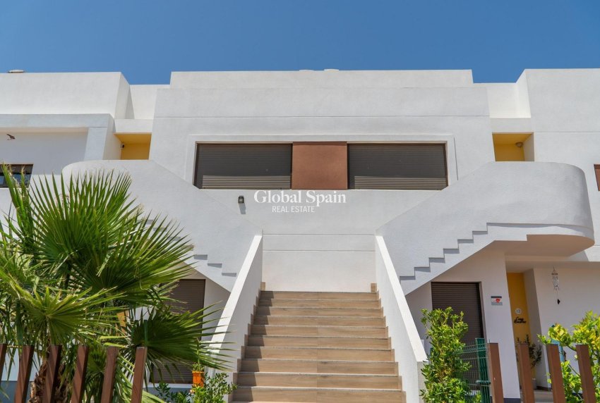 Nueva construcción  - APARTAMENTO -
ORIHUELA - Vistabella Golf