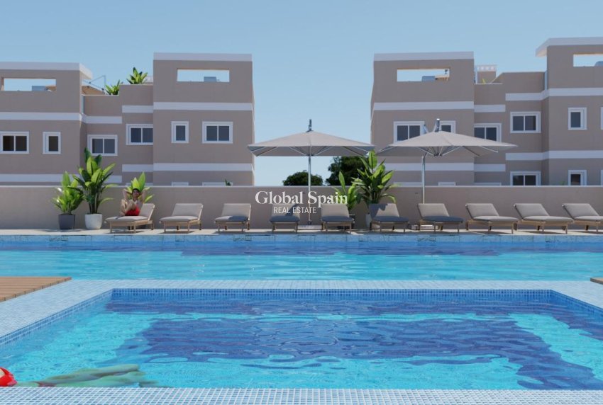 Nueva construcción  - APARTAMENTO -
PILAR DE LA HORADADA - Lo Romero Golf