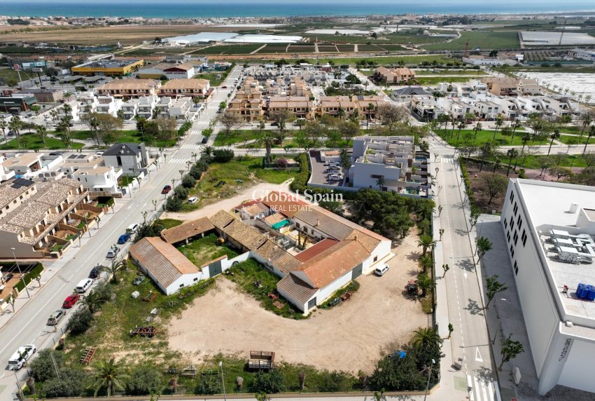 Nueva construcción  - APARTAMENTO -
PILAR DE LA HORADADA - parques de Andromeda