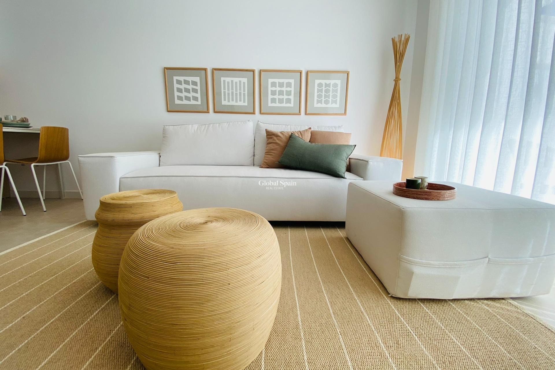 Nueva construcción  - APARTAMENTO -
PILAR DE LA HORADADA - pueblo