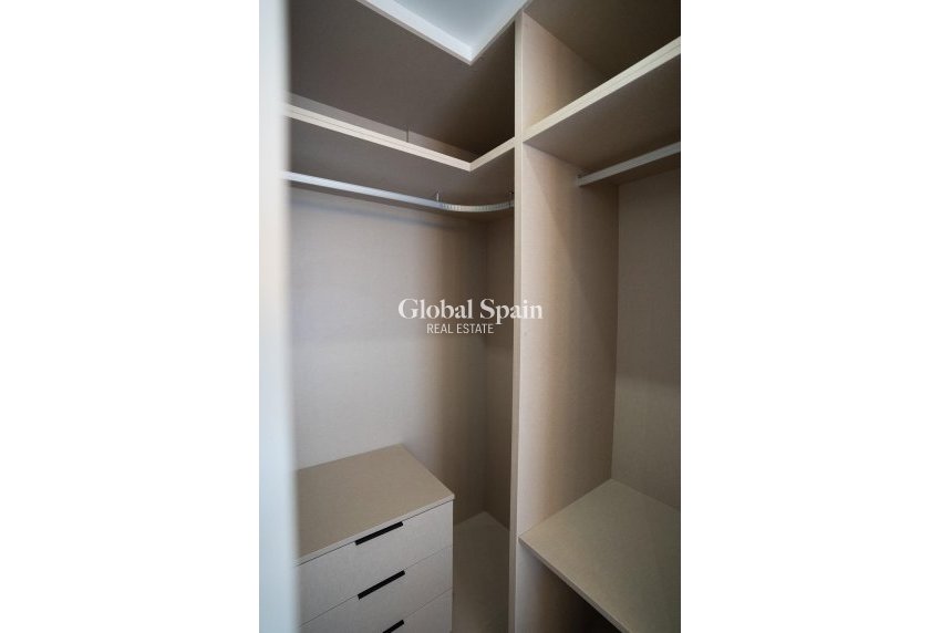 Nueva construcción  - APARTAMENTO -
PILAR DE LA HORADADA - pueblo