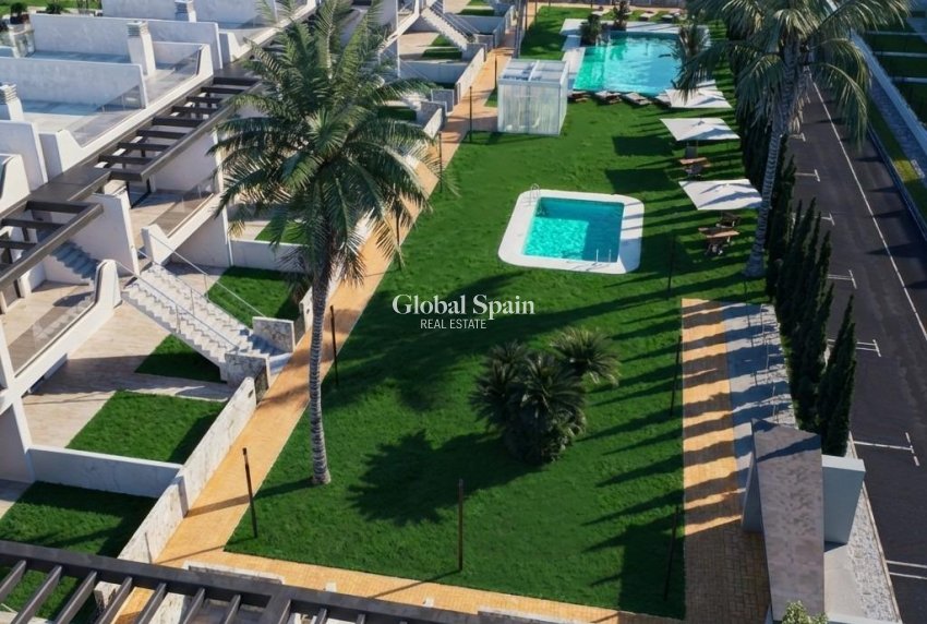 Nueva construcción  - APARTAMENTO -
PILAR DE LA HORADADA - pueblo