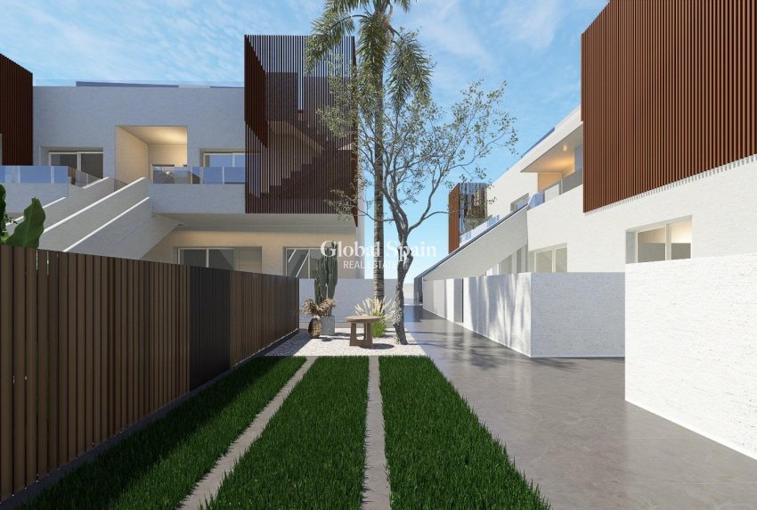 Nueva construcción  - APARTAMENTO -
PILAR DE LA HORADADA - pueblo