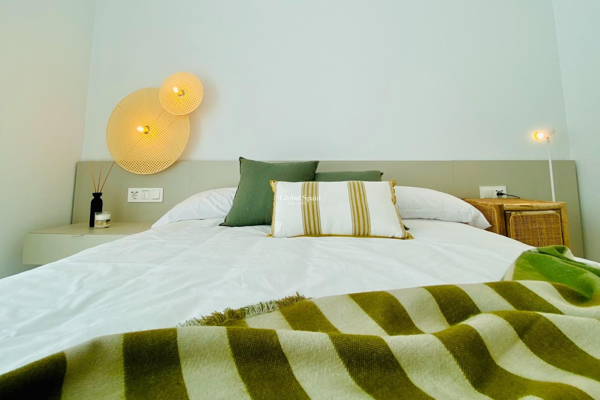 Nueva construcción  - APARTAMENTO -
PILAR DE LA HORADADA - pueblo