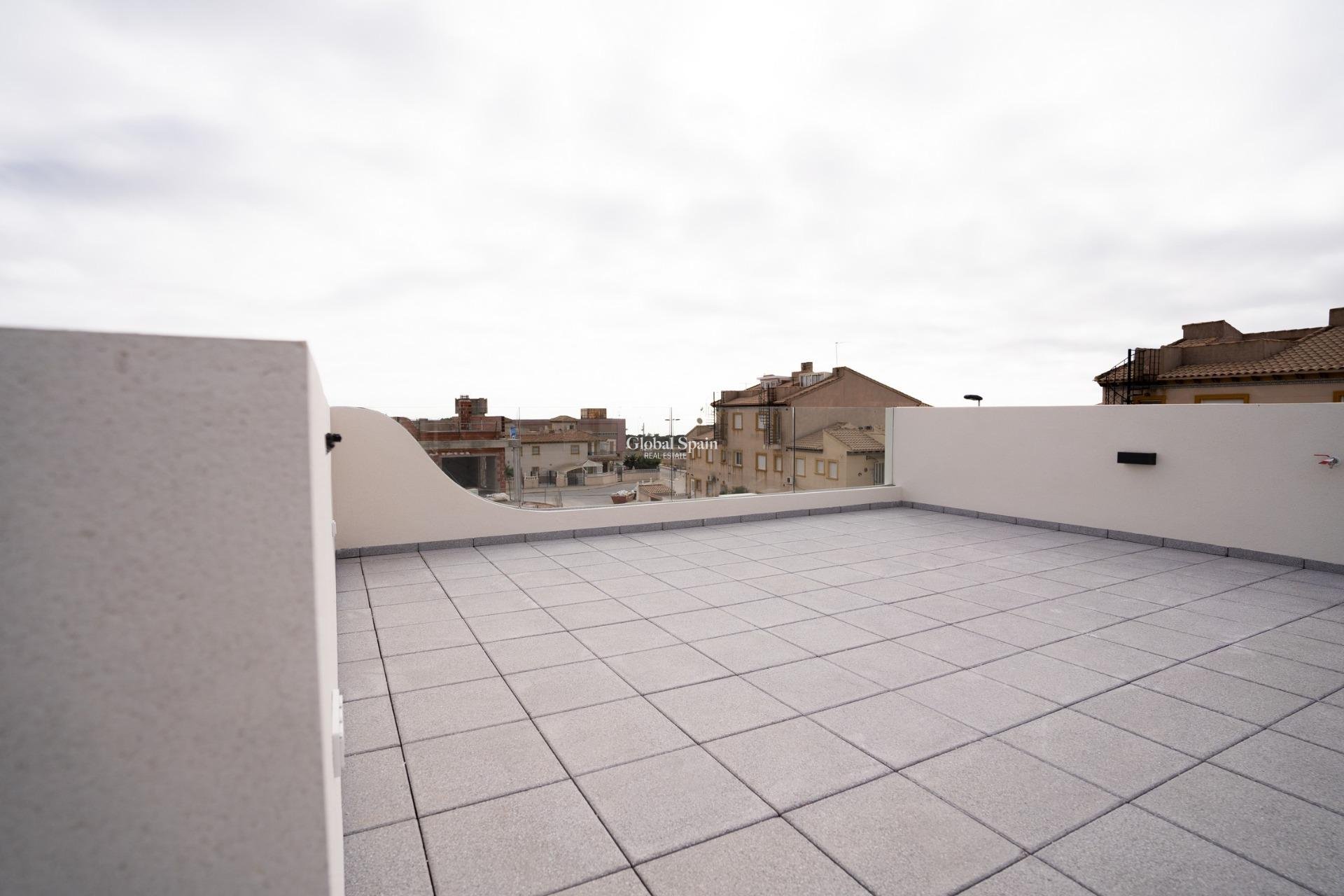 Nueva construcción  - APARTAMENTO -
PILAR DE LA HORADADA - pueblo