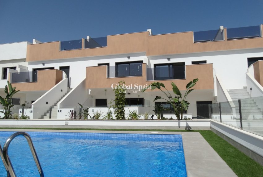 Nueva construcción  - APARTAMENTO -
PILAR DE LA HORADADA - pueblo