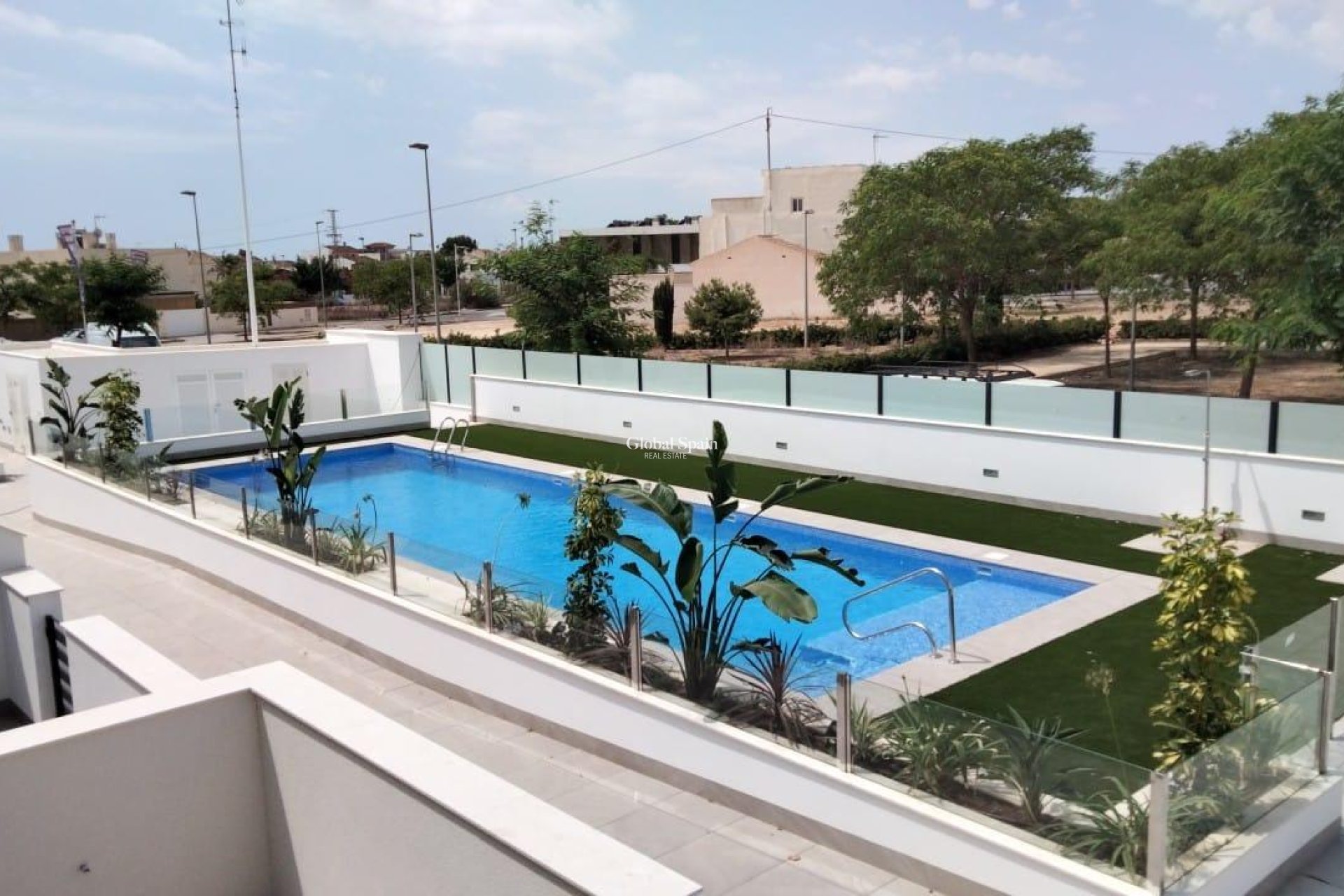 Nueva construcción  - APARTAMENTO -
PILAR DE LA HORADADA - pueblo