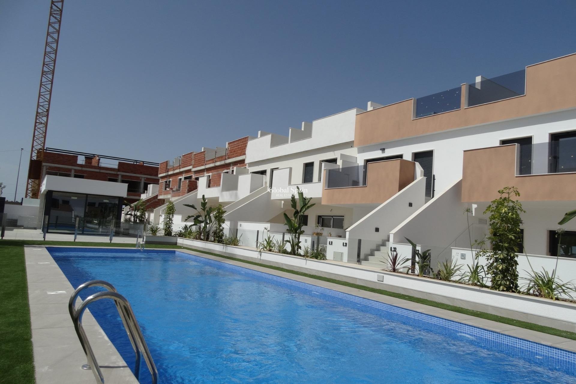 Nueva construcción  - APARTAMENTO -
PILAR DE LA HORADADA - pueblo