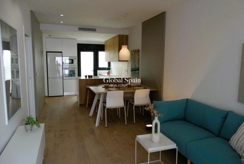 Nueva construcción  - APARTAMENTO -
PILAR DE LA HORADADA - pueblo