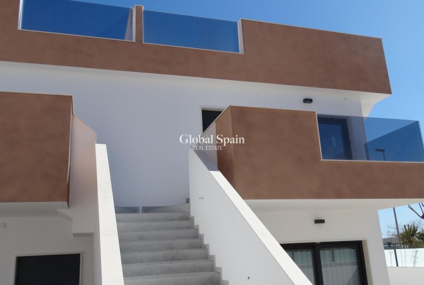 Nueva construcción  - APARTAMENTO -
PILAR DE LA HORADADA - pueblo