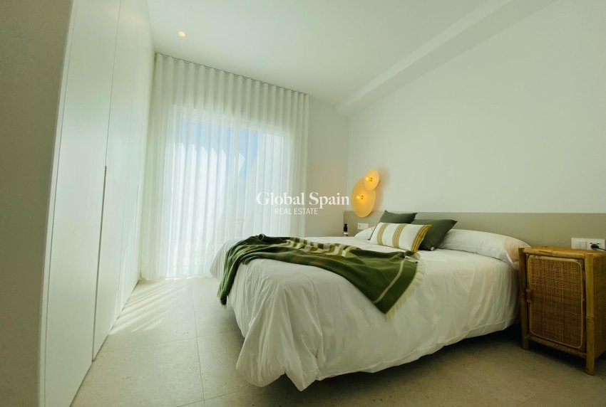 Nueva construcción  - APARTAMENTO -
PILAR DE LA HORADADA - pueblo