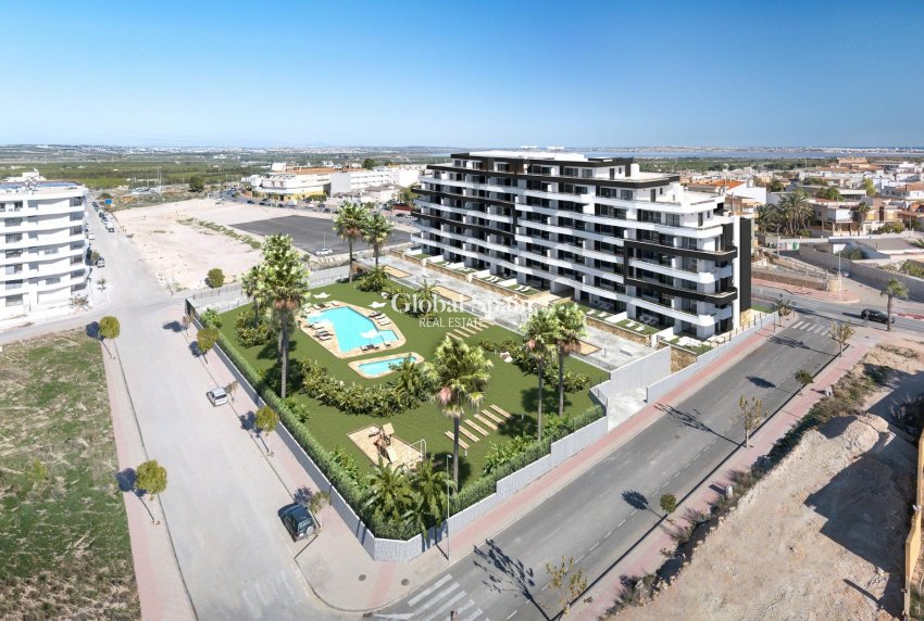 Nueva construcción  - APARTAMENTO -
SAN MIGUEL DE SALINAS - Pueblo