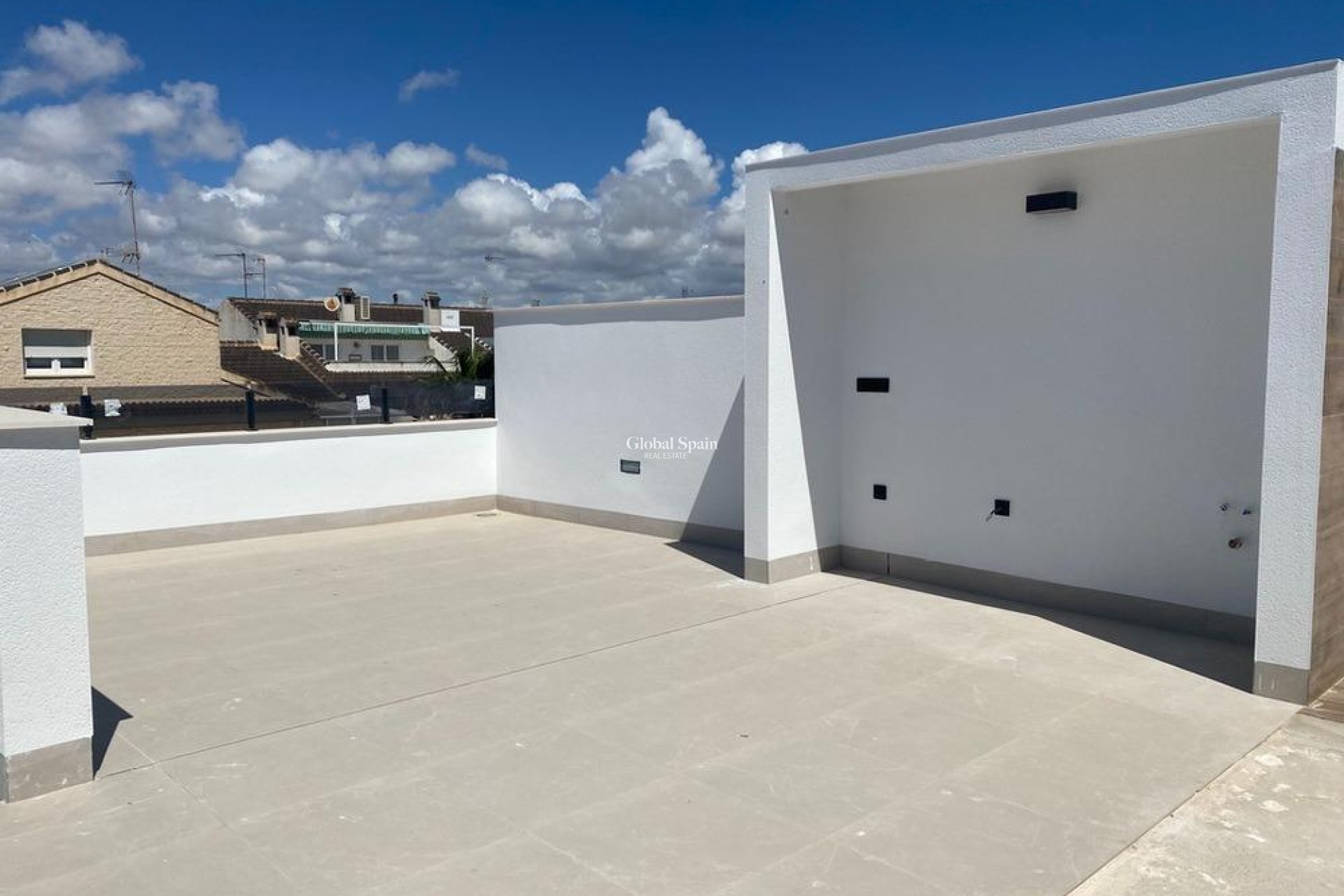 Nueva construcción  - APARTAMENTO -
SAN PEDRO DEL PINATAR - Lo pagan