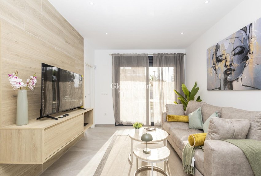 Nueva construcción  - APARTAMENTO -
TORREVIEJA - Nueva Torrevieja