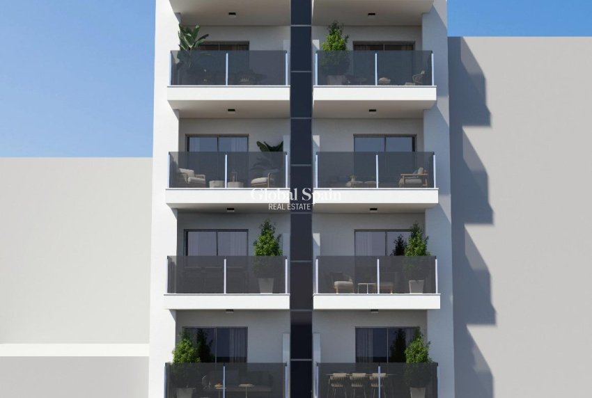 Nueva construcción  - APARTAMENTO -
TORREVIEJA - Playa de El Cura
