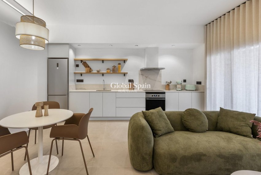 Nueva construcción  - Apartamento -
TORREVIEJA - Playa Los Naufragos