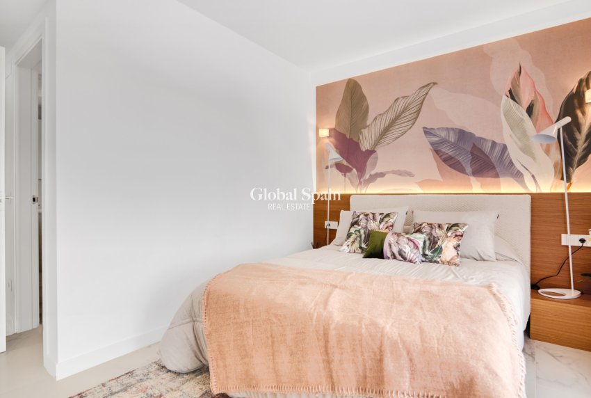 Nueva construcción  - APARTAMENTO -
TORREVIEJA - Punta Prima