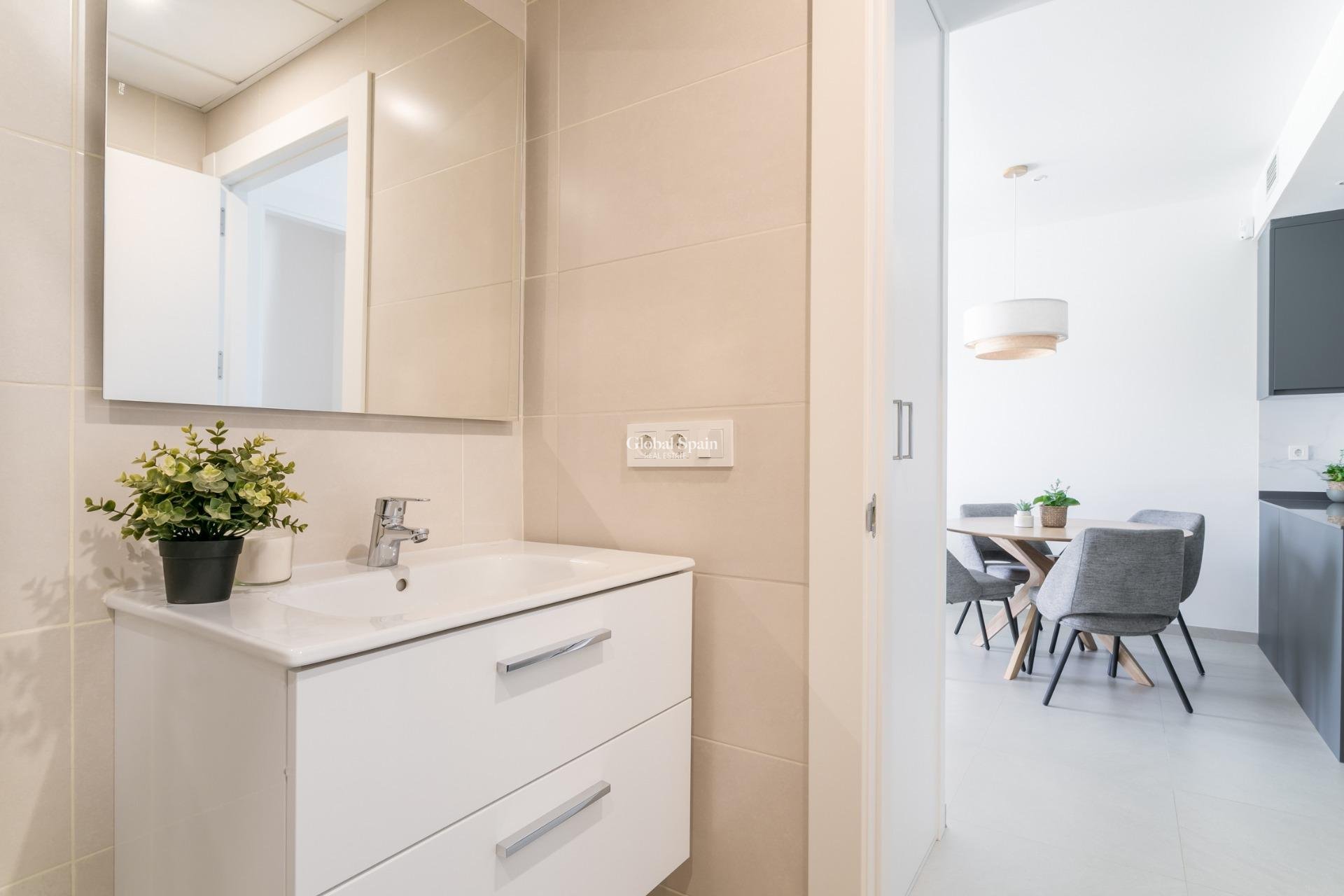 Nueva construcción  - APARTAMENTO -
TORREVIEJA - Torreblanca