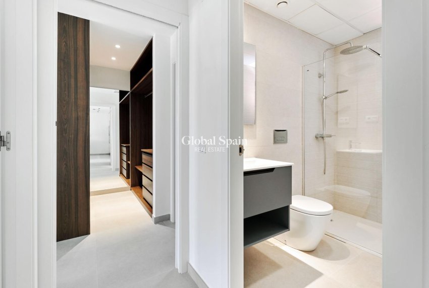 Nueva construcción  - APARTAMENTO -
TORREVIEJA - Villa Amalia