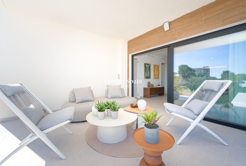 Nueva construcción  - APARTAMENTO -
VILLAJOYOSA - Cala de Finestrat