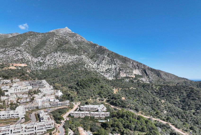 Nueva construcción  - ÁTICO -
ISTÁN - Urbaniz. Cerros del Lago
