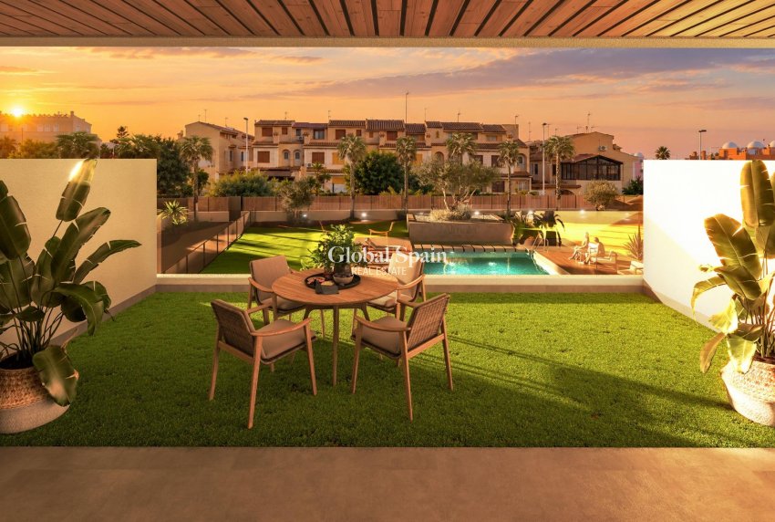 Nueva construcción  - ÁTICO -
TORREVIEJA - Los Frutales