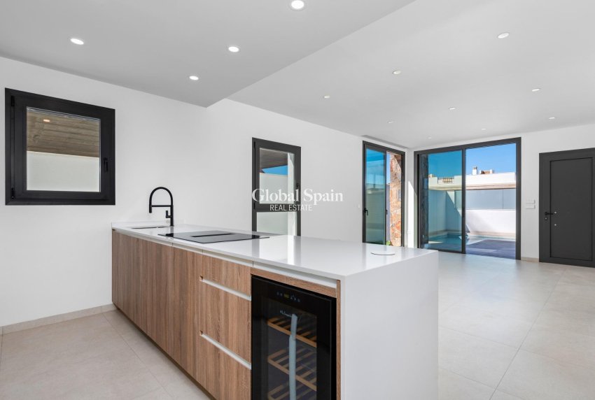 Nueva construcción  - Bungalow en el último piso -
PILAR DE LA HORADADA - Parque del Mediterraneo