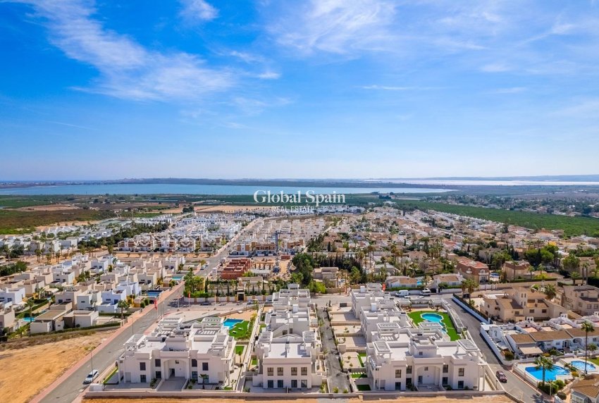 Nueva construcción  - Bungalow en planta baja -
ROJALES - Doña Pepa