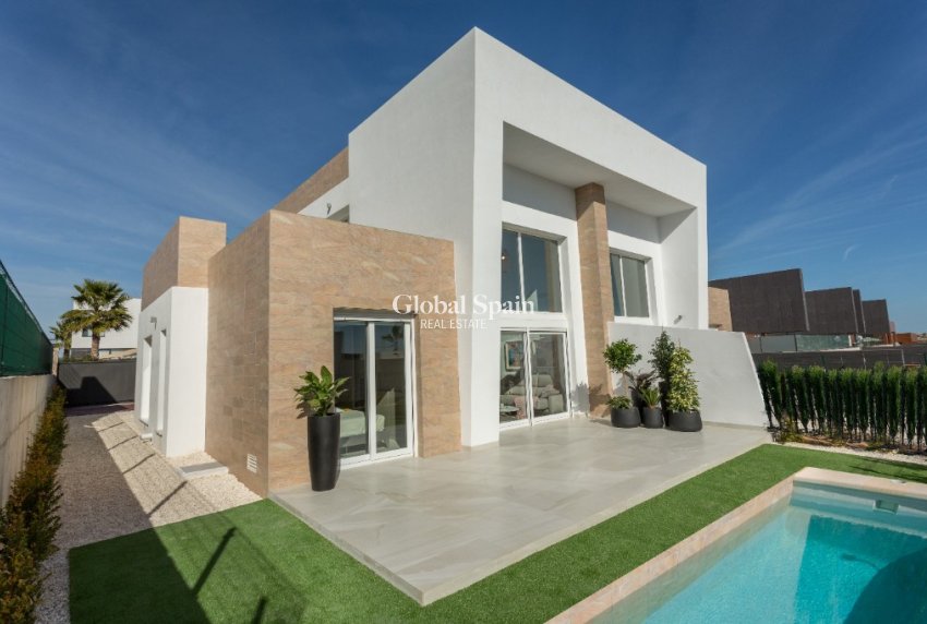 Nueva construcción  - Casa -
ALGORFA - LA FINCA GOLF / ALGORFA