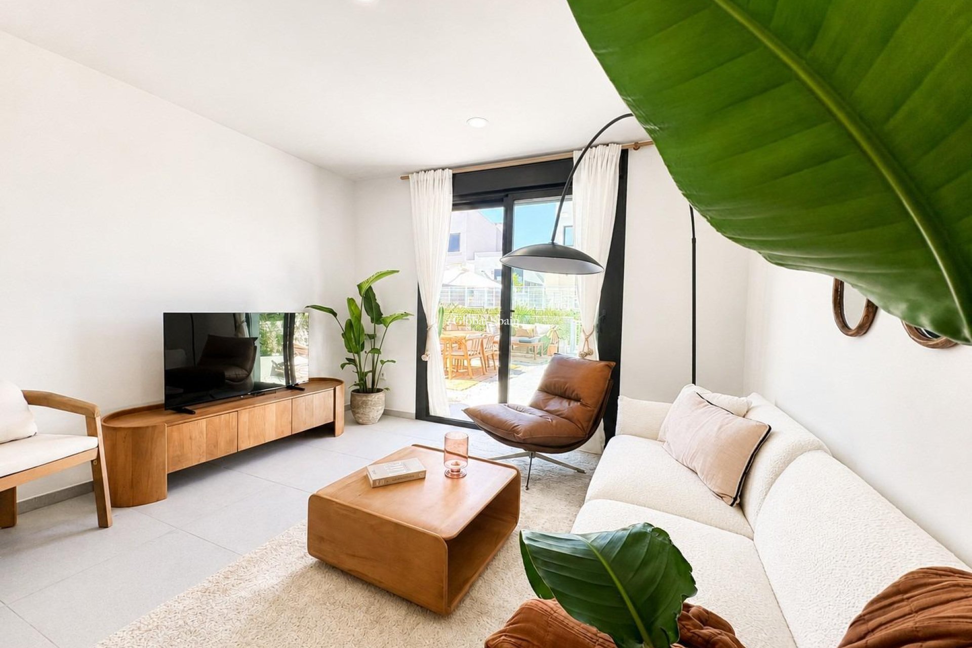 Nueva construcción  - CASA -
BAÑOS Y MENDIGO - Altaona Golf