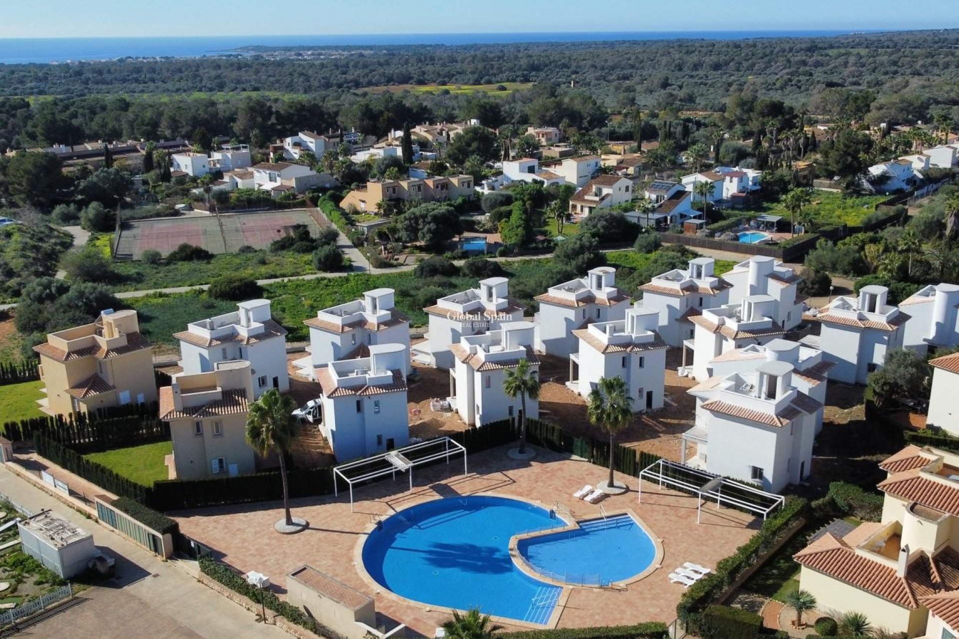 Nueva construcción  - Casa -
CAMPOS