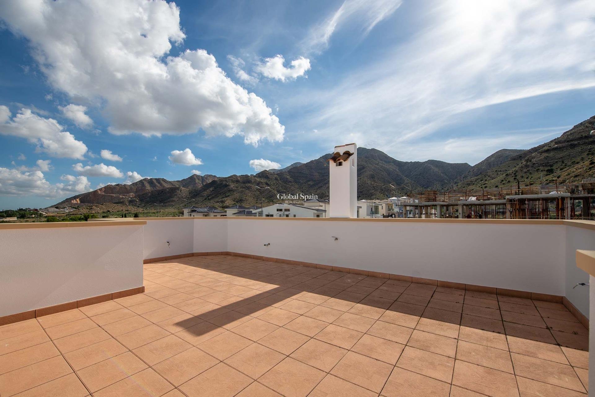 Nueva construcción  - CASA -
COX - San Fernando