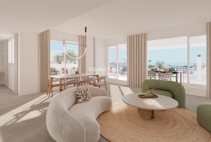 Nueva construcción  - CASA -
ESTEPONA - Polideportivo