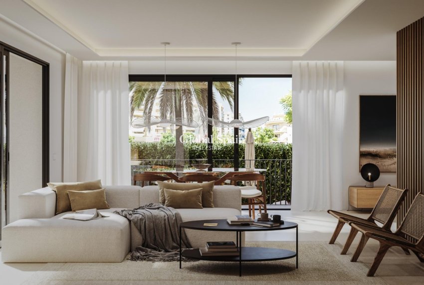 Nueva construcción  - CASA -
FUENGIROLA - Centro