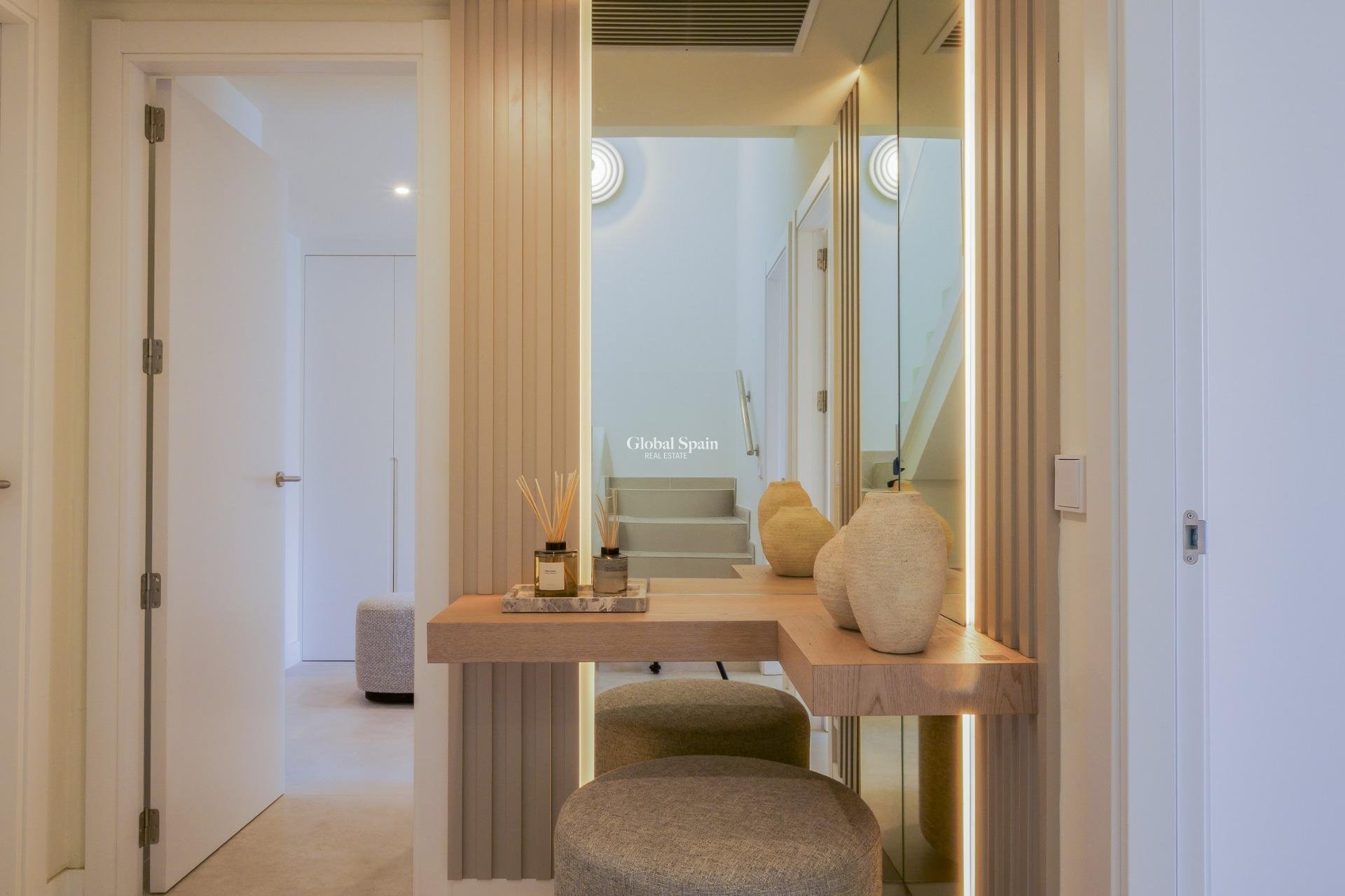 Nueva construcción  - CASA -
FUENGIROLA - Higueron