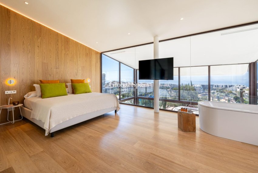 Nueva construcción  - CASA -
FUENGIROLA - Higueron