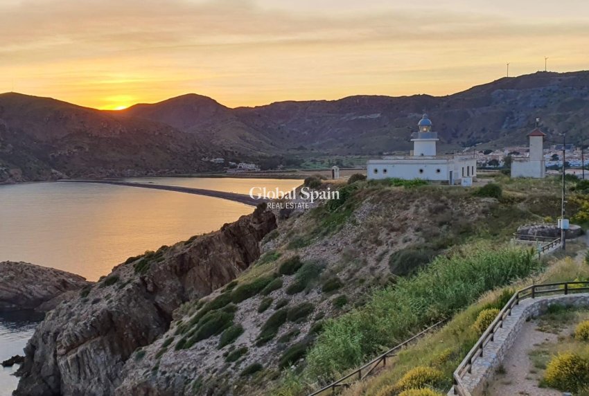 Nueva construcción  - CASA -
LA UNIÓN - centro