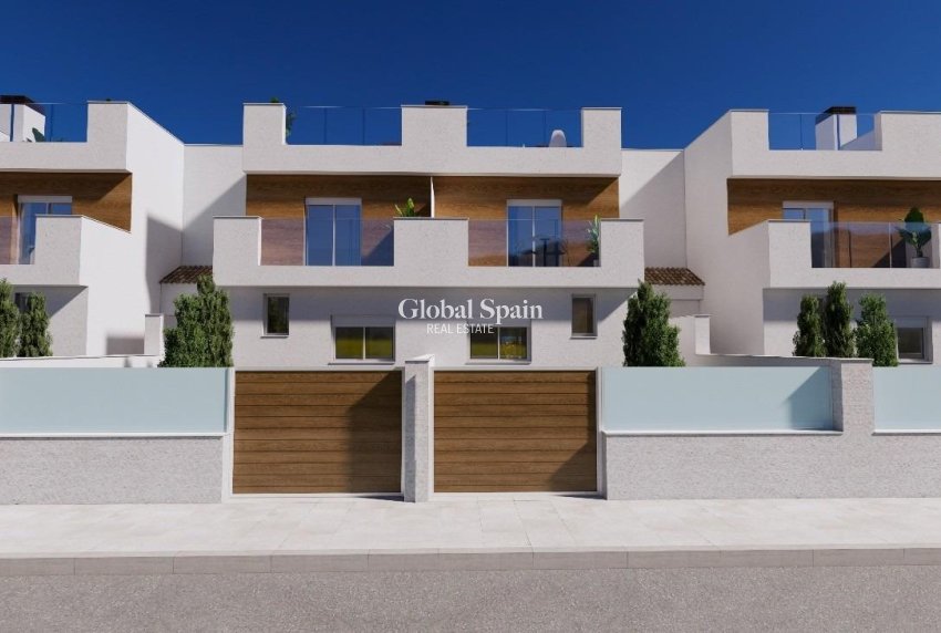 Nueva construcción  - CASA -
LOS ALCÁZARES