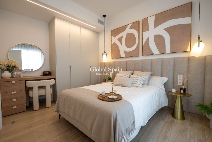 Nueva construcción  - CASA -
LOS ALCÁZARES