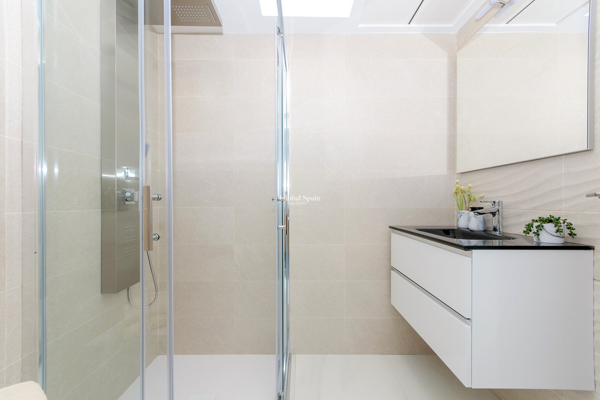 Nueva construcción  - CASA -
LOS BALCONES - LOS ALTOS