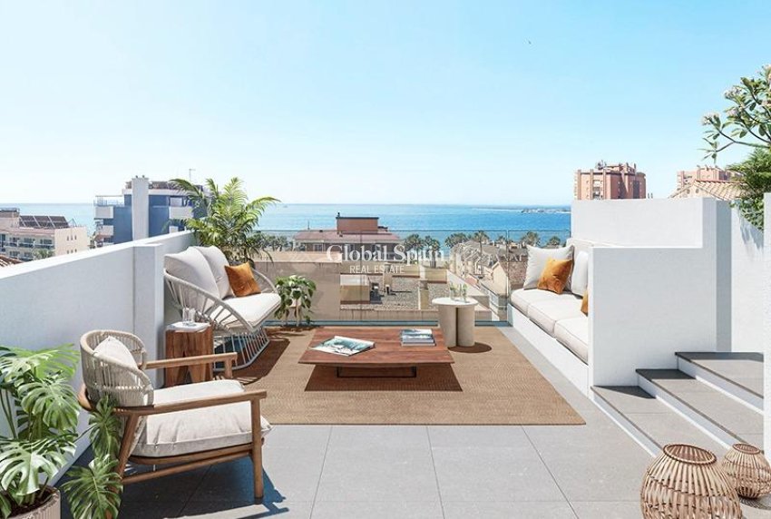 Nueva construcción  - CASA -
MÁLAGA - Playa de la Malagueta