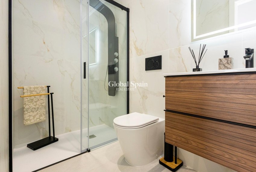 Nueva construcción  - CASA -
ORIHUELA - Vistabella Golf