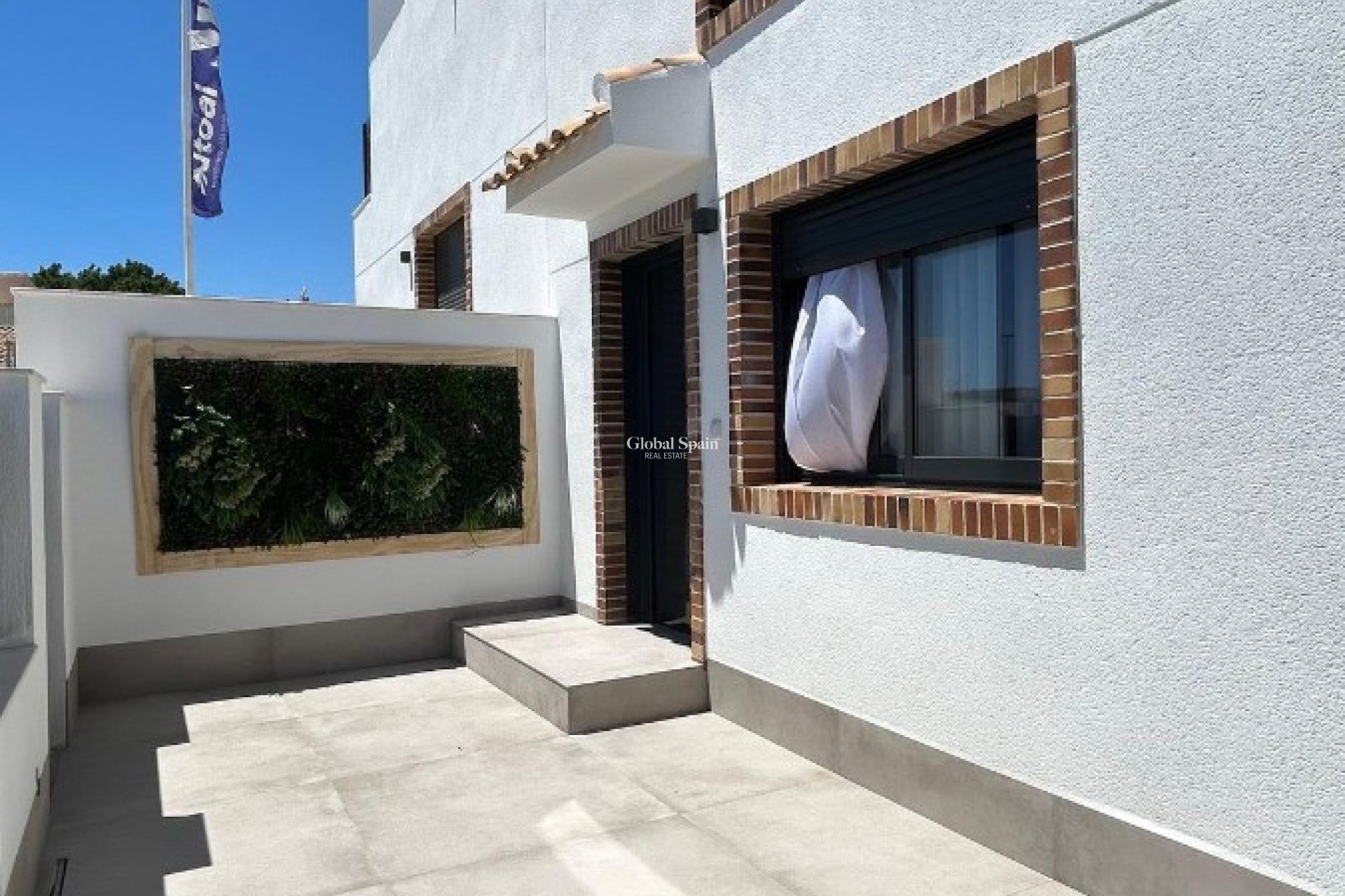 Nueva construcción  - CASA -
PILAR DE LA HORADADA
