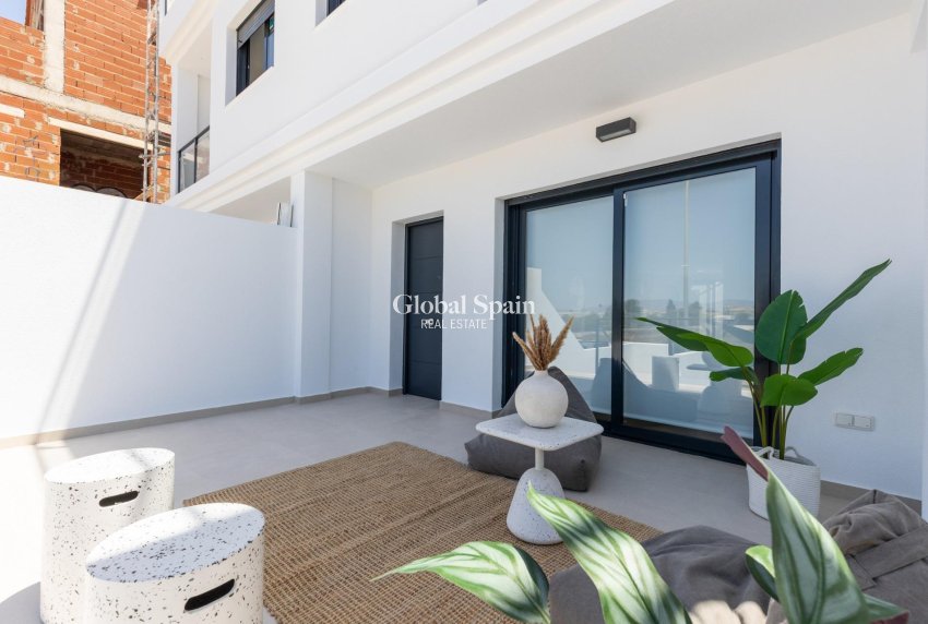 Nueva construcción  - Casa -
RAFAL - pueblo