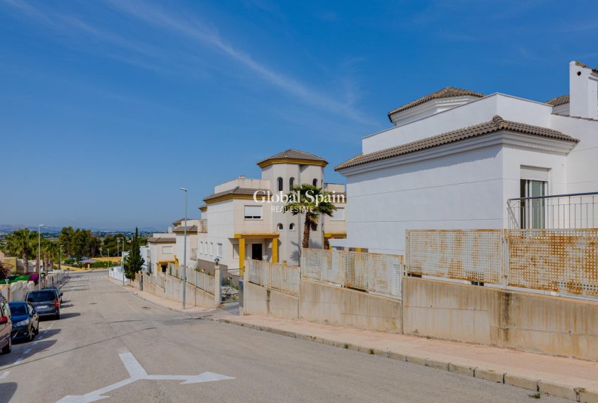 Nueva construcción  - CASA -
SAN FULGENCIO - El Oasis