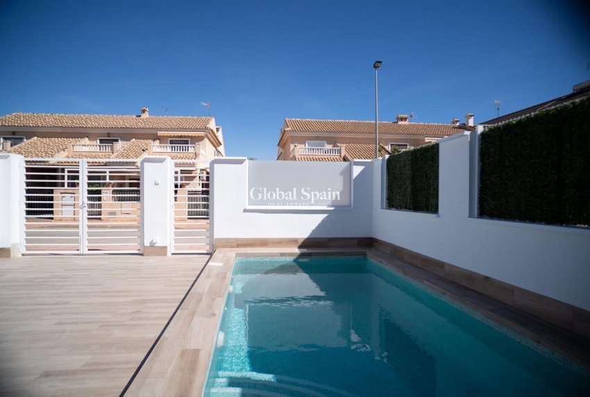 Nueva construcción  - CASA -
SAN JAVIER - Parque del doce
