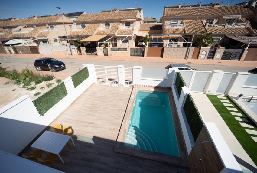 Nueva construcción  - CASA -
SAN JAVIER - Parque del doce