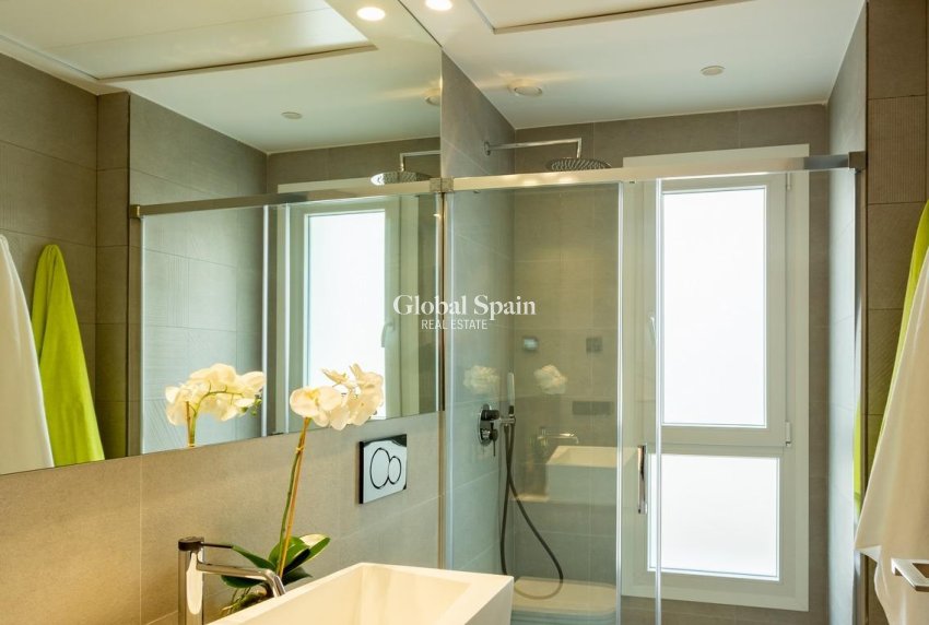 Nueva construcción  - VILLA -
ALGORFA - LA FINCA GOLF / ALGORFA