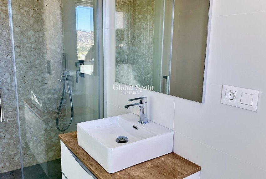 Nueva construcción  - VILLA -
ALGORFA - LA FINCA GOLF / ALGORFA